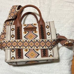 Wrangler Tan and Cream Geometric Tote